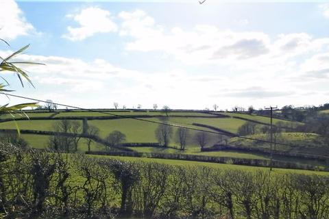 Plas Y Dderwen Dinas, Trelech, Carmarthen, SA33 6SE