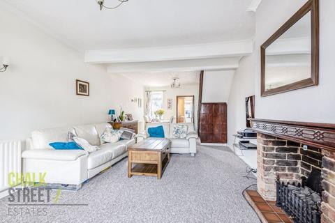 62 Hamilton Road, Romford, RM2 5SD