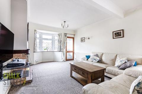 62 Hamilton Road, Romford, RM2 5SD