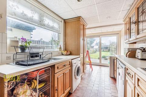 62 Hamilton Road, Romford, RM2 5SD