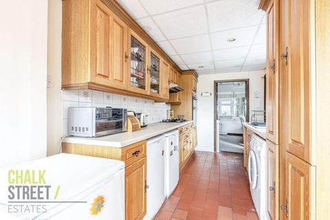 62 Hamilton Road, Romford, RM2 5SD