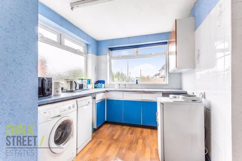 47 Devonshire Road, Hornchurch, RM12 4LG