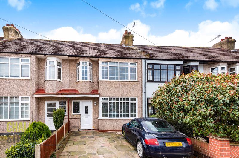 Birch Crescent, Hornchurch, RM11 3 bed terraced house £400,000