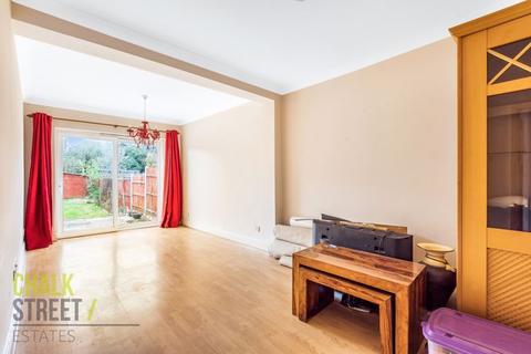 138 Birch Crescent, Hornchurch, RM11 2NG