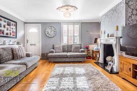 9 Hammonds Lane, Great Warley, Brentwood, CM13 3AH