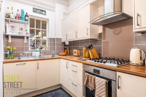 9 Hammonds Lane, Great Warley, Brentwood, CM13 3AH