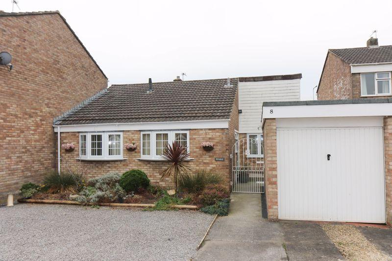 Somerton Road, Clevedon 3 bed semidetached bungalow £355,000