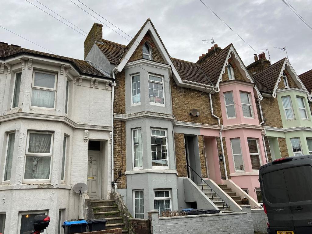 Flat, Albert Road, Dover 1 bed flat £550 pcm (£127 pw)