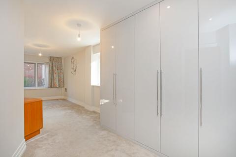 10, Bridgewater Lodge Bridgewater Terrace, Windsor, SL4 1AN