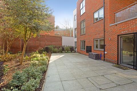 10, Bridgewater Lodge Bridgewater Terrace, Windsor, SL4 1AN