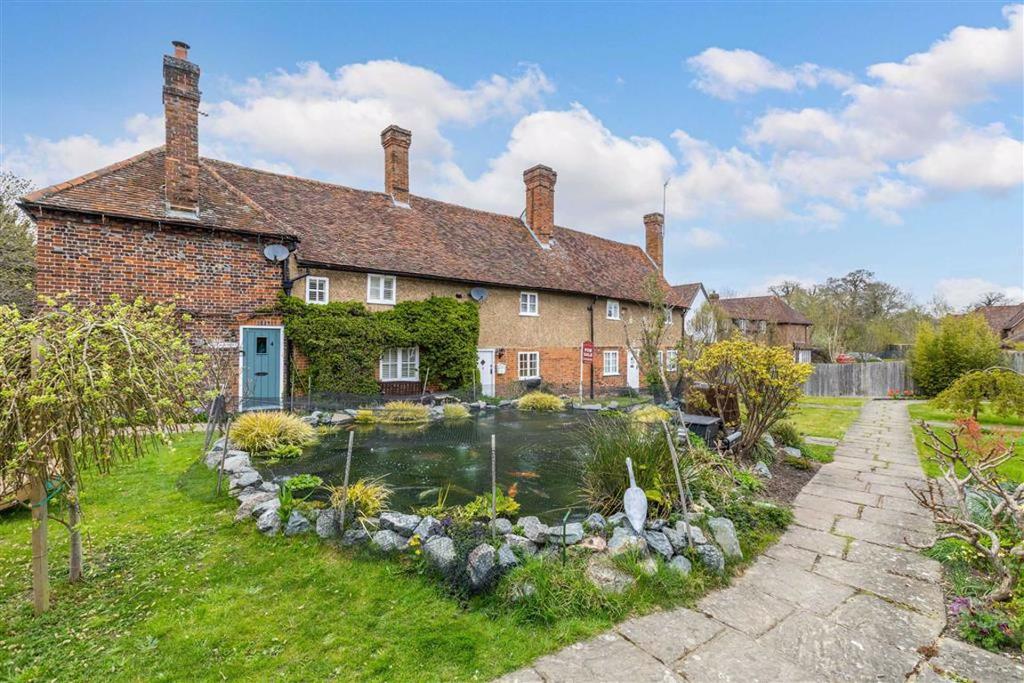 Tannery Yard, Whitwell, Hertfordshire 2 bed terraced house £325,000
