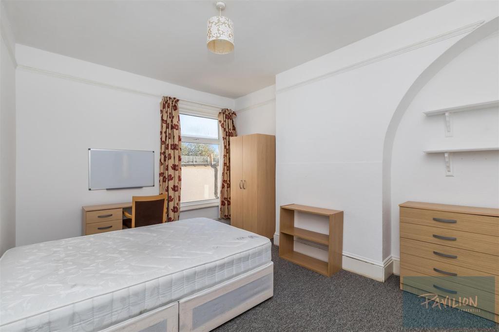 Wilbury Crescent 59-16.JPG