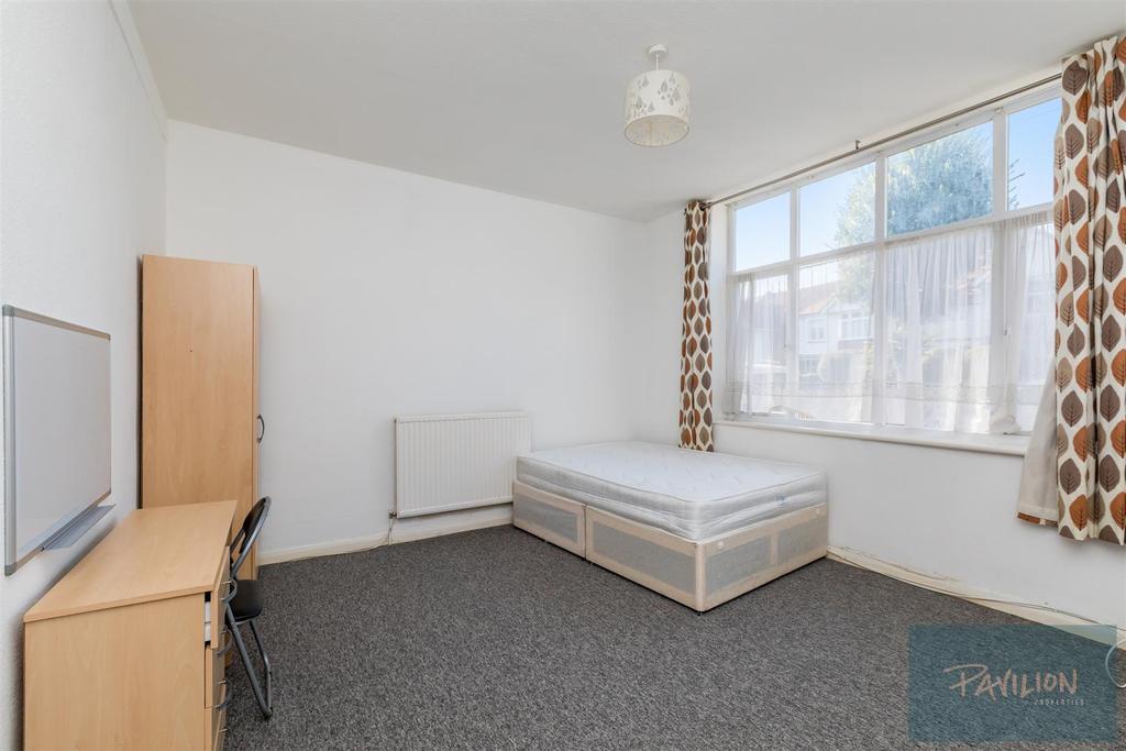 Wilbury Crescent 59-1.JPG