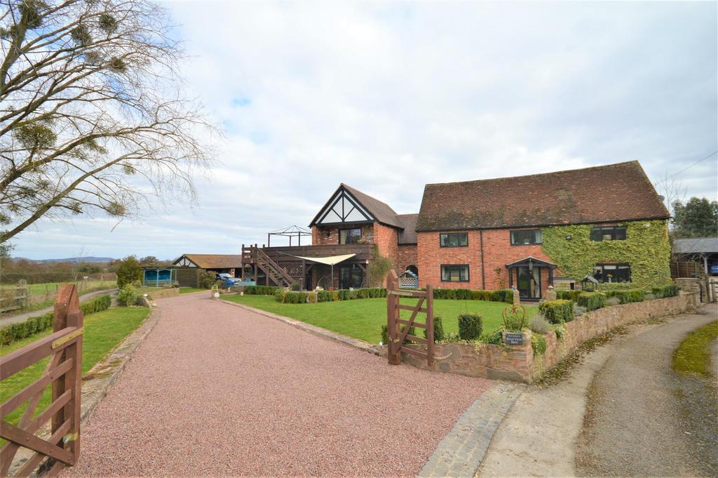 Dinedor, Hereford 6 bed barn conversion £650,000