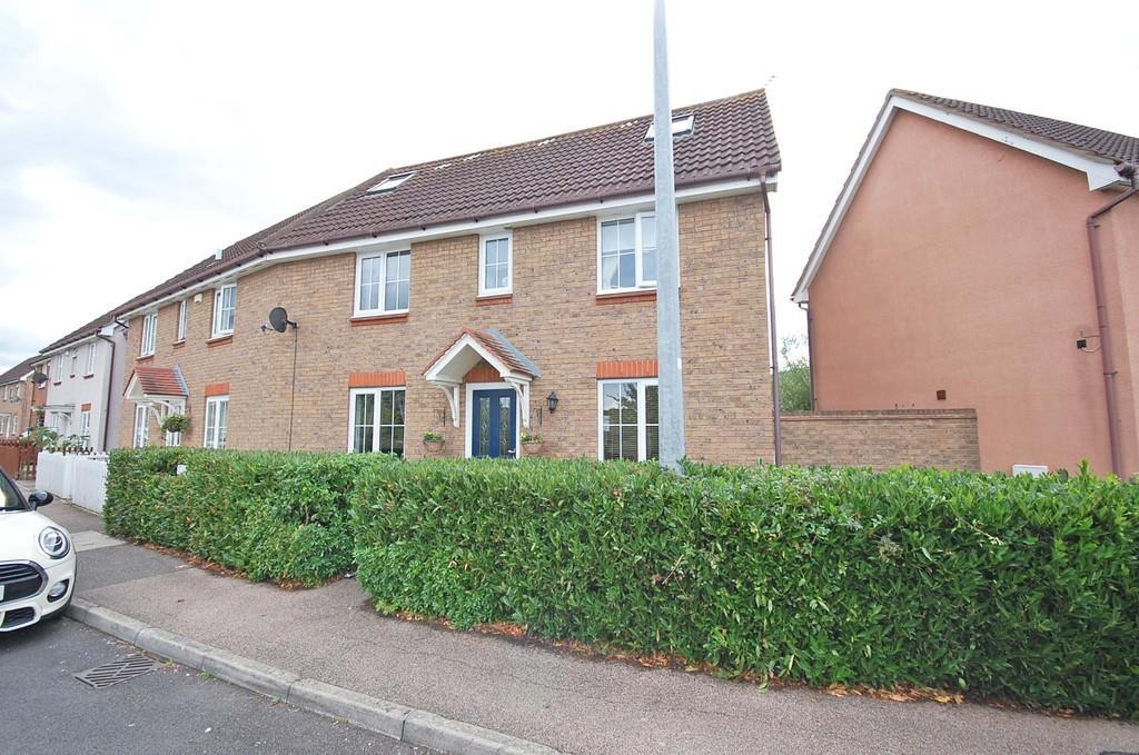 Clay Pits, Marks Farm, Braintree, CM7 4 bed semidetached house £315,000