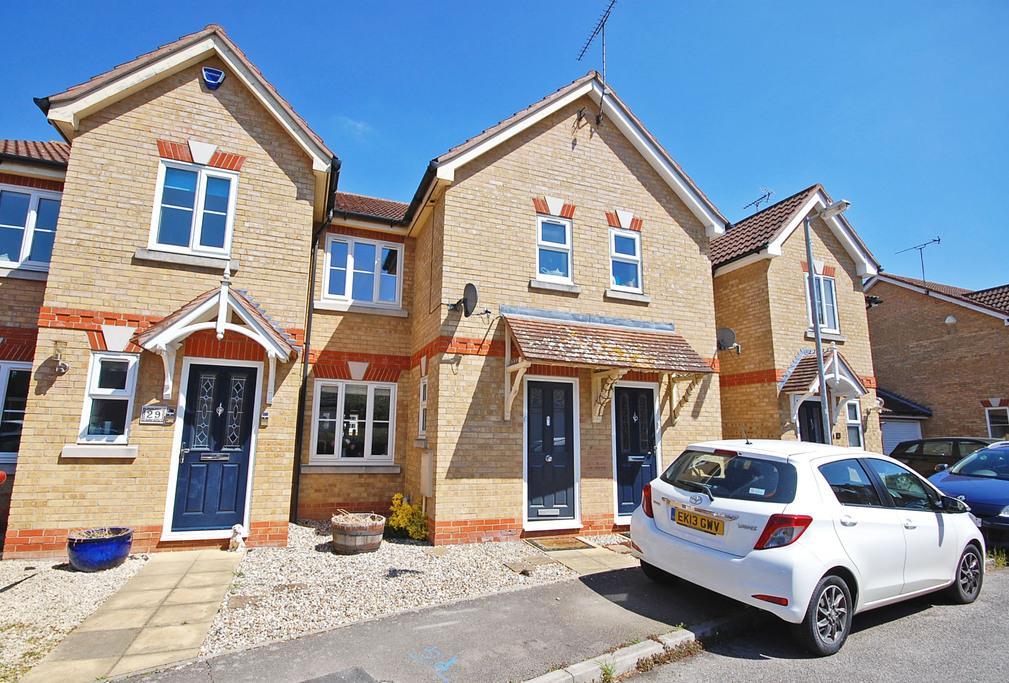 Sun Lido Square Gardens, Braintree, CM77 2 bed terraced house £250,000