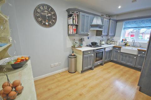 58 Cuckoo Way, Great Notley, Braintree, CM77 7YG