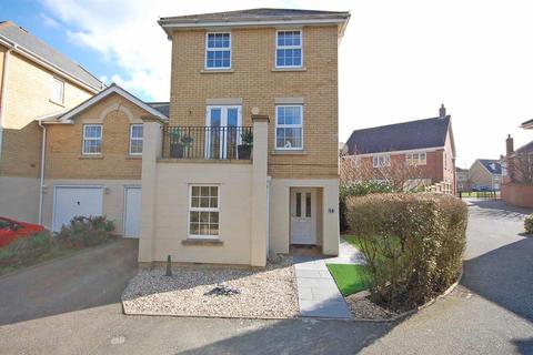 14 Grantham Avenue, Great Notley, Braintree, CM77 7FP