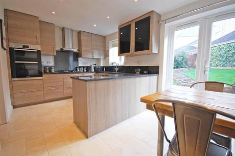 14 Grantham Avenue, Great Notley, Braintree, CM77 7FP