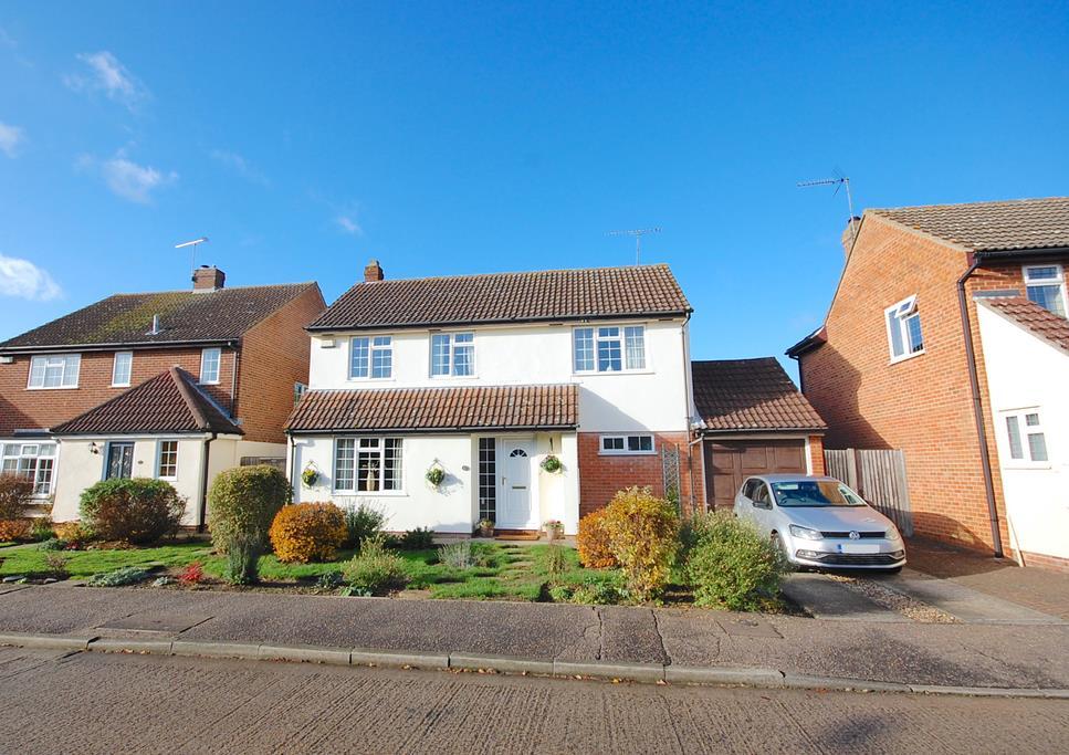 Audley Road, Great Leigh's, Chelmsford, CM3 4 bed detached house £450,000