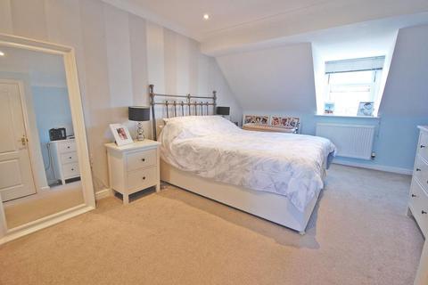 6 Constable Way, Black Notley, Braintree, CM77 8FE