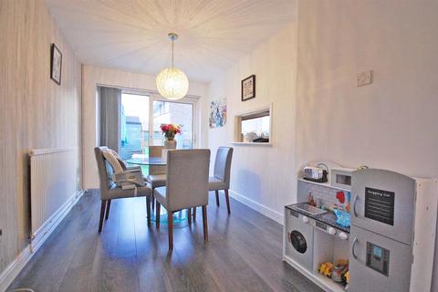 30 Medley Road, Rayne, Braintree, CM77 6TQ