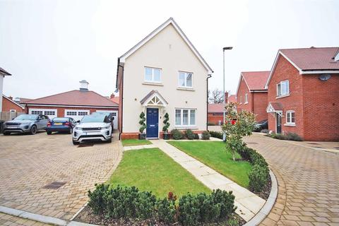3 Maple Close, Black Notley, Braintree, CM77 8GB