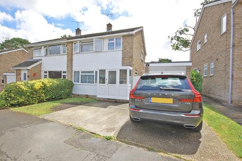 95 Bedells Avenue, Black Notley, Braintree, CM77 8NA