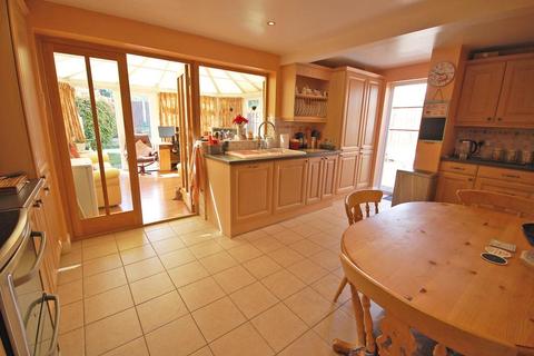 95 Bedells Avenue, Black Notley, Braintree, CM77 8NA
