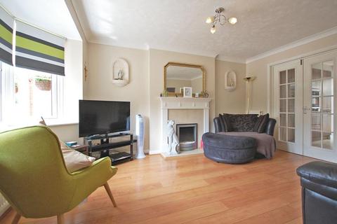 9 Shelduck Crescent, Great Notley, Braintree, CM77 7YF