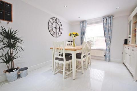 16 Crofters Walk, Braintree, CM77 7GP