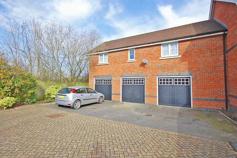 32 Shimbrooks, Great Leighs, Chelmsford, CM3 1SH