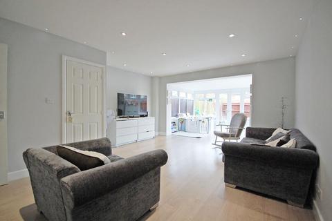 23 Chestnut Avenue, Great Notley, Braintree, CM77 7YJ