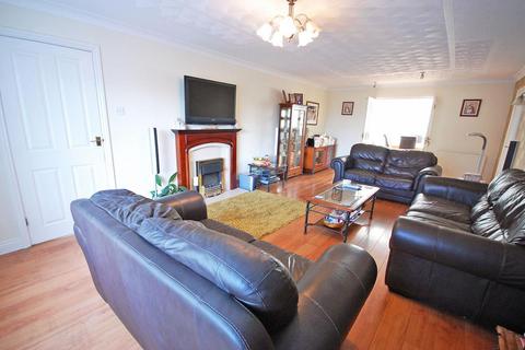 16 Brunwin Road, Rayne, Braintree, CM77 6BU
