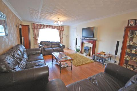 16 Brunwin Road, Rayne, Braintree, CM77 6BU