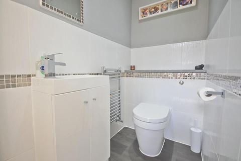 36 Shimbrooks, Great Leighs, Chelmsford, CM3 1SH