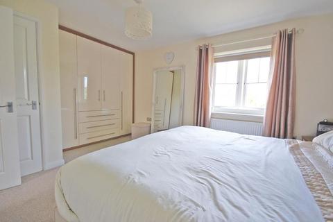 36 Shimbrooks, Great Leighs, Chelmsford, CM3 1SH