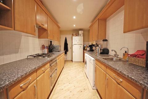 33 Grantham Avenue, Great Notley, Braintree, CM77 7FP