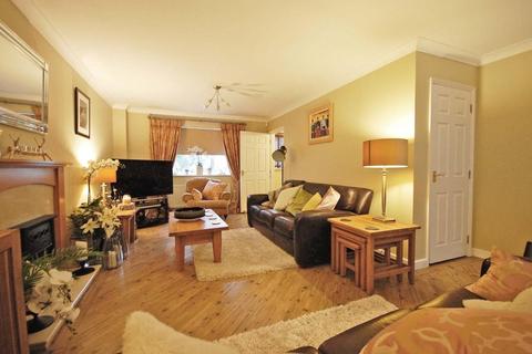 33 Grantham Avenue, Great Notley, Braintree, CM77 7FP