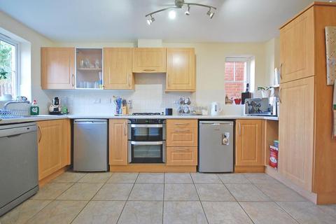53 Shimbrooks, Great Leighs, Chelmsford, CM3 1SG