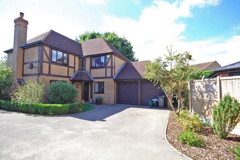 7 Long Meadow, Great Notley, Braintree, CM77 7WD