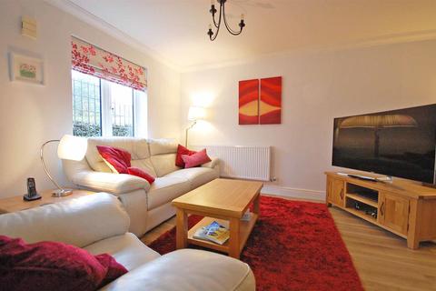 92 Cuckoo Way, Great Notley, Braintree, CM77 7WH