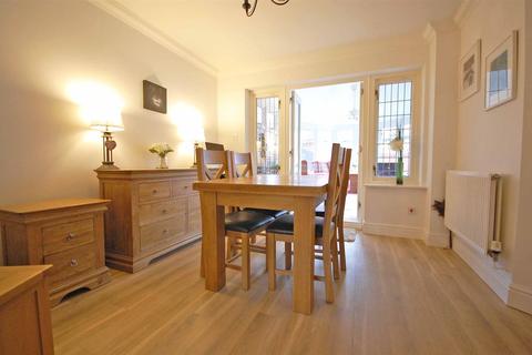 92 Cuckoo Way, Great Notley, Braintree, CM77 7WH