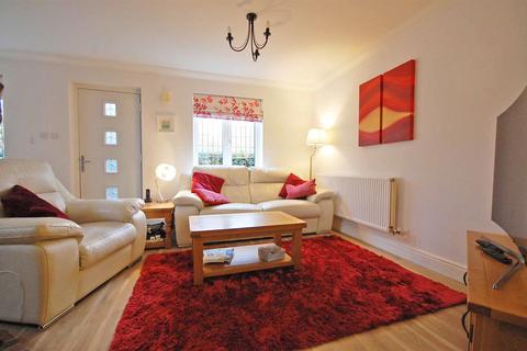 92 Cuckoo Way, Great Notley, Braintree, CM77 7WH