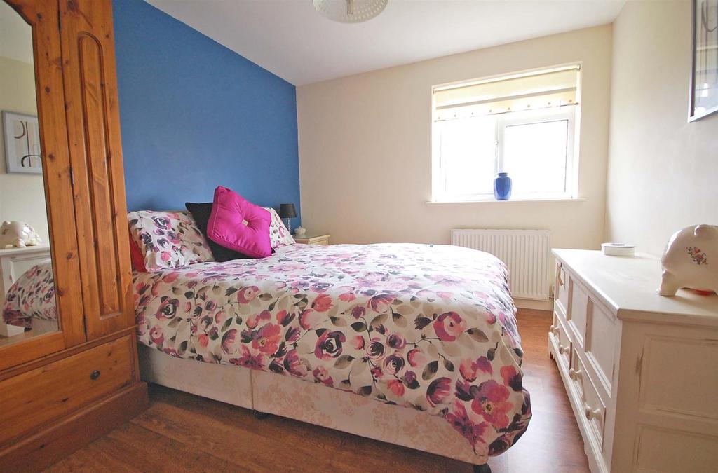 Bedroom 3a.jpg