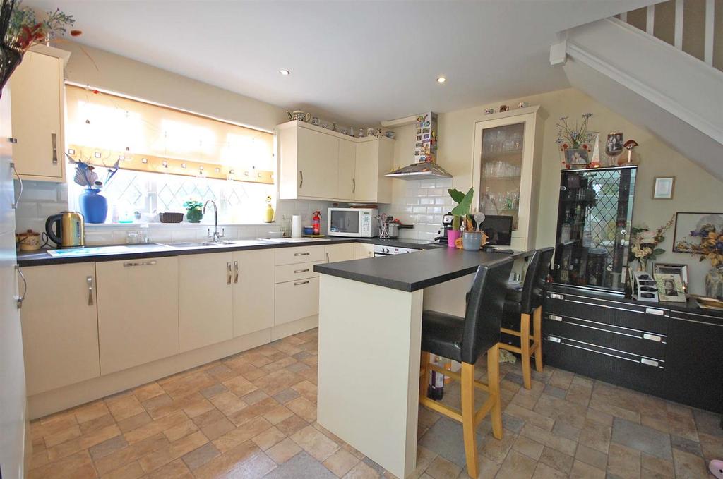 Annex Kitchen.jpg
