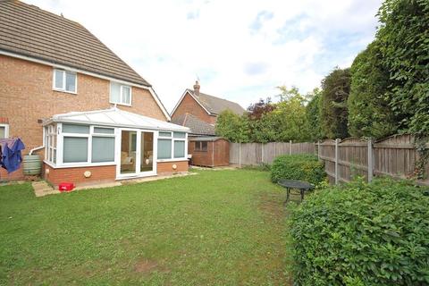 2 Hidcote Way, Great Notley, Braintree, CM77 7XT