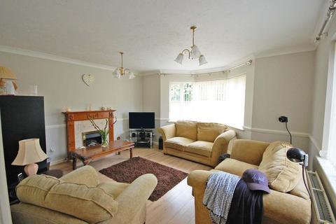 2 Hidcote Way, Great Notley, Braintree, CM77 7XT