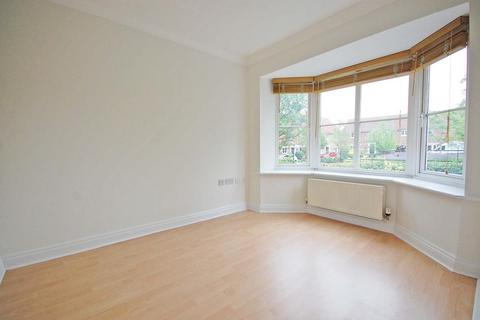 8 Chestnut Avenue, Great Notley, Braintree, CM77 7YJ