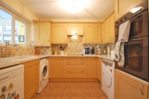 22 Hance Lane, Rayne, Braintree, CM77 6TH